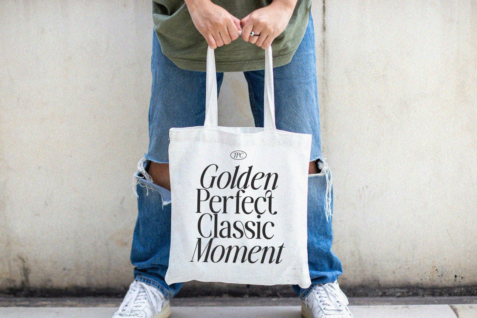 Monarch Heritage | Nostalgic Serif