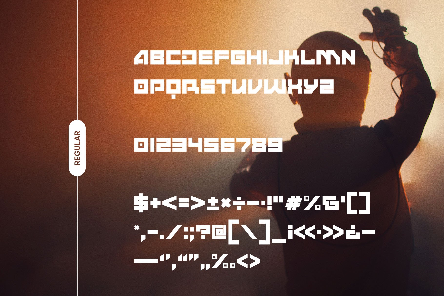ANDMOREY - Futuristic Display Font