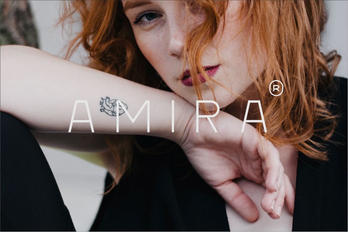 Blax - Sans Serif Alternate Font Family