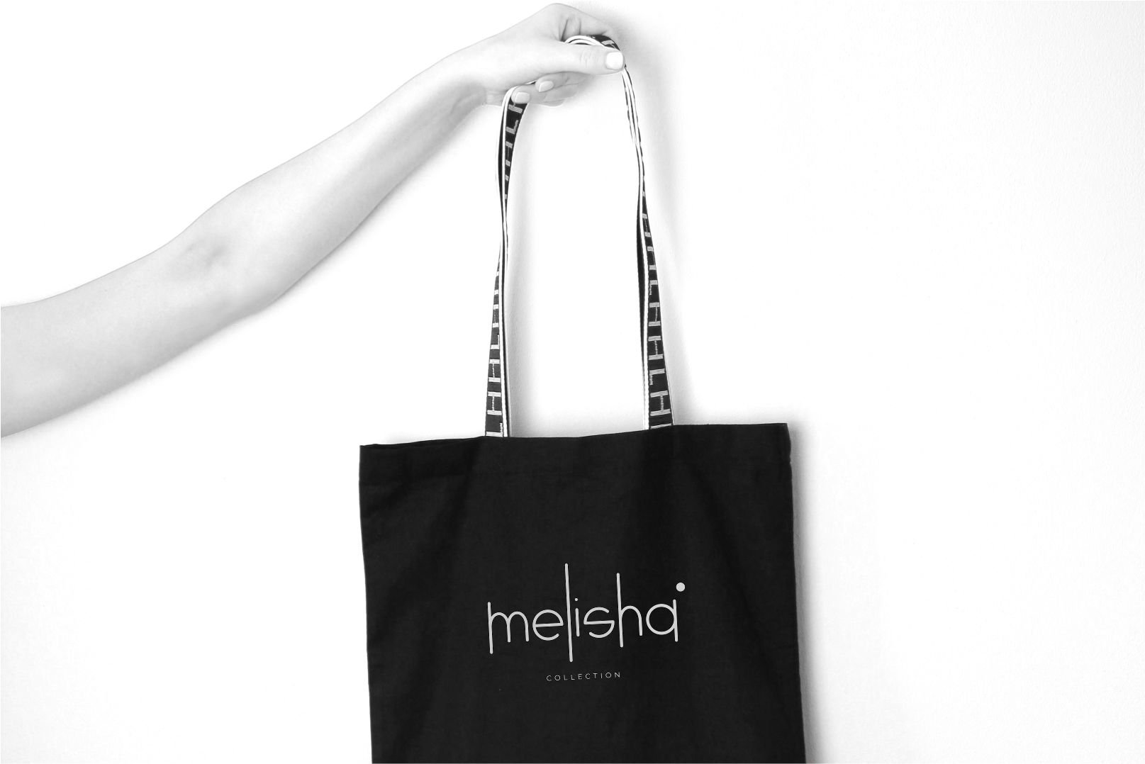 Oblo - Sans Serif Cool Font Family