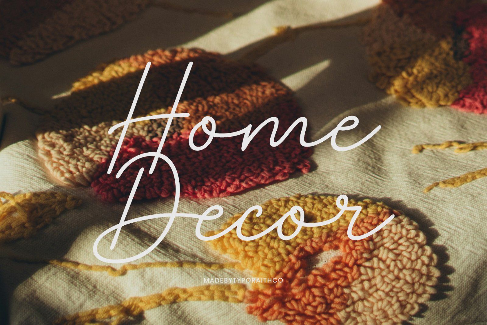 Come Here | A Sweet Monoline Font