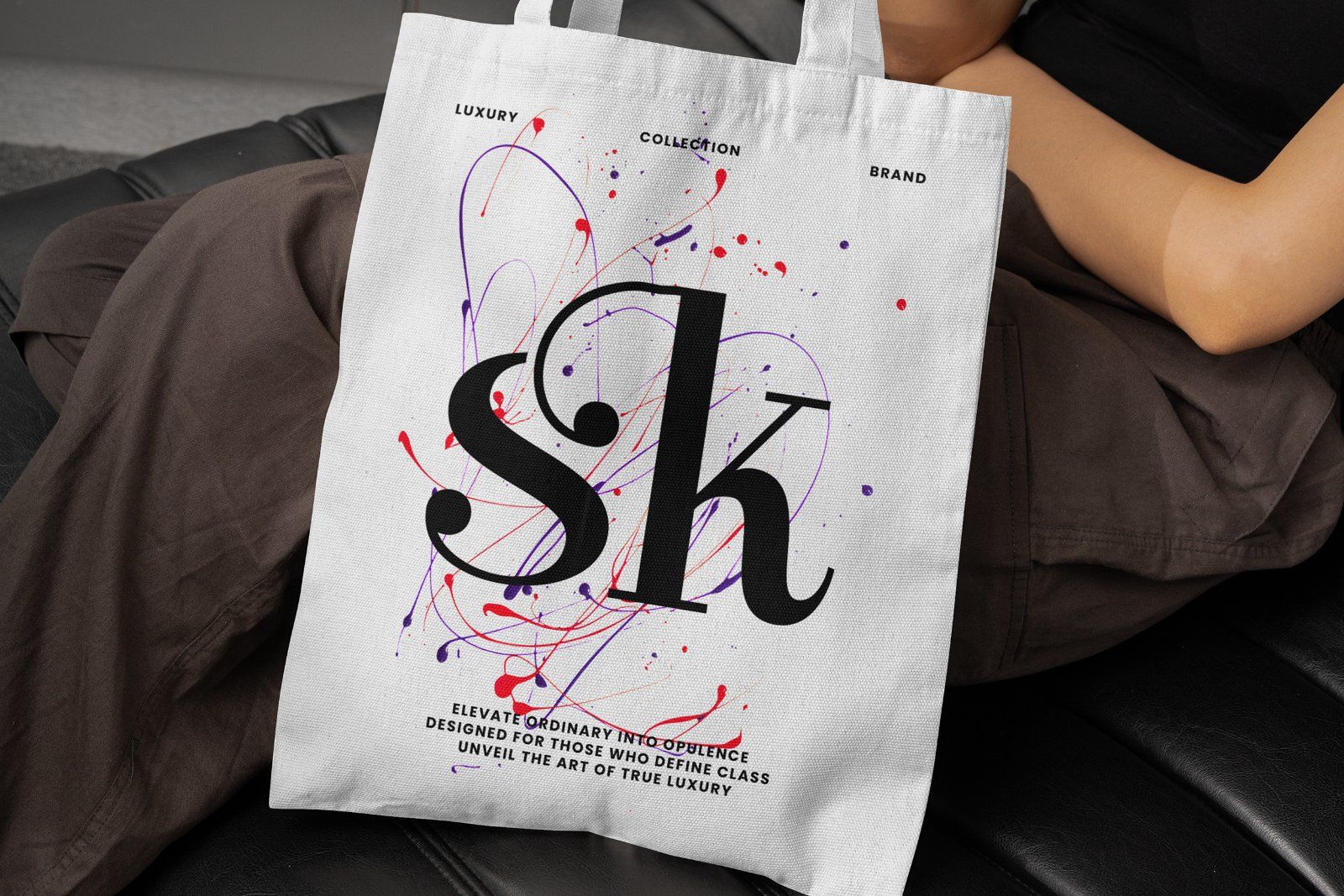 Clarita | Modern Unique Serif