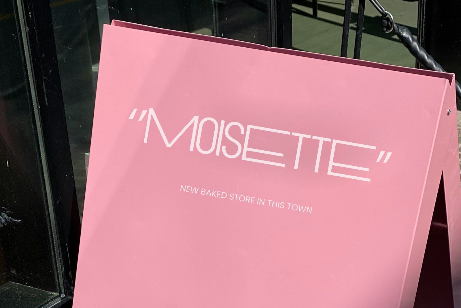 Local Diamond |  Sans Serif Asymmetrical Display Font