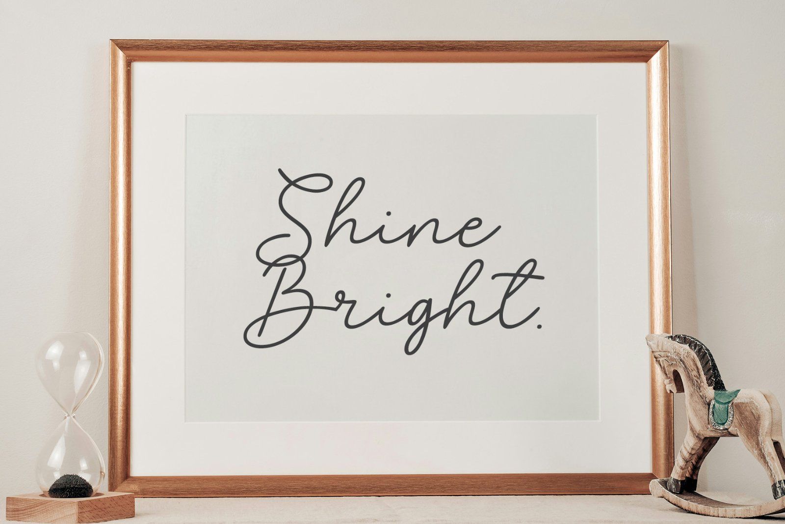 Come Here | A Sweet Monoline Font